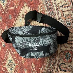 Herschel Fanny Pack